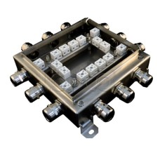 Коробка монтажная огнестойкая Гефест КМ-О (32к*10,0)-IP66 2020нерж, 12 вводов 200х200х60