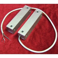 Извещатель охранный магнитоконтактный Магнито-Контакт ИО 102-26 исп.105 (металлорукав из нержавеющей стали)