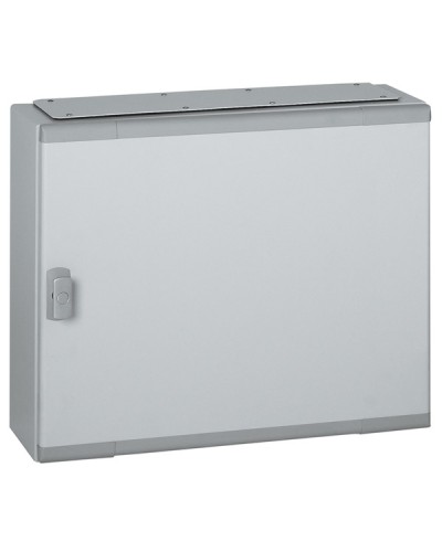 Шкаф распределительный Legrand 020182 во Владивостоке Щиты электрические Pintop.ru