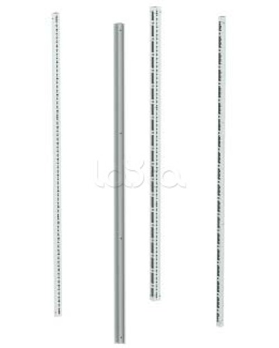 Стойки вертикальные 1800 мм, без доп. креплений (4 шт/уп) DKC R5KMN18 во Владивостоке Аксессуары для стоек и шкафов Pintop.ru