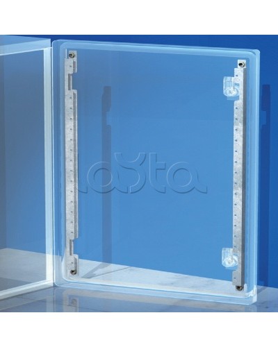 Рейки дверные, вертикальные, для шкафов CE В=600мм, 1 упаковка - 2шт. DKC R5S60 во Владивостоке Аксессуары для лотков Pintop.ru