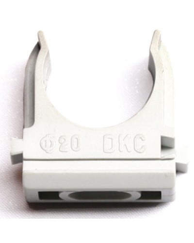 Держатель с защелкой, д.50 мм DKC 51050 во Владивостоке Держатели, клипсы, скобы Pintop.ru